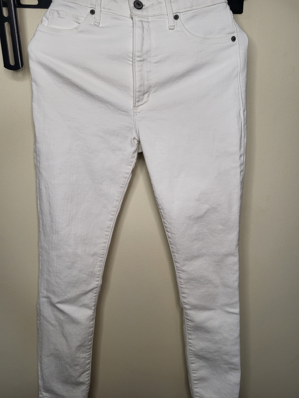 Abercrombie & Fitch White Super Skinny High Rise Jeans